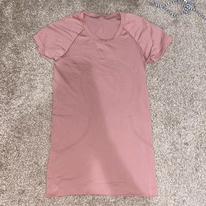 SIZE 4 LULULEMON BLUSH TOP